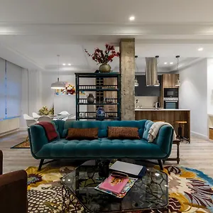 Apartamento 110 M2 In Abando Close To Guggenheim With Parking, Bilbao